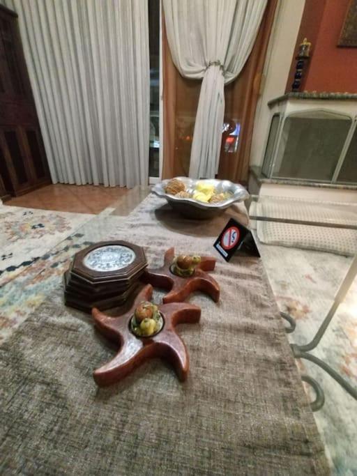 Όμορφο, Άνετο Ζεστά Διακοσμημένο Διαμέρισμα Thérmi Eksteriør bilde